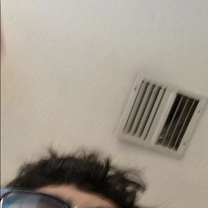 Meet your Posher, Cesar